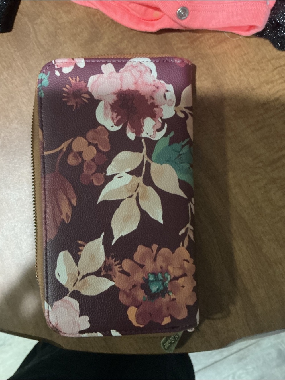 thirty-one Tan Zip-Around Card Organizer Wallet